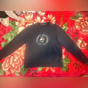 Tommy Hilfiger Navy Sweatshirt with Logo